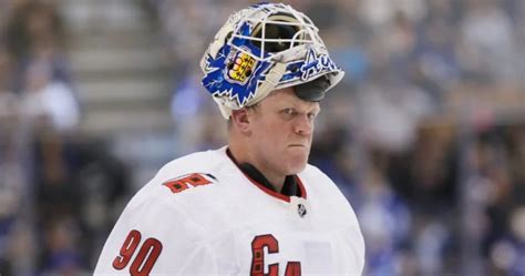 david ayres estranged|[Sportsnet Stats] Goaltenders over the age of 40 have won 5